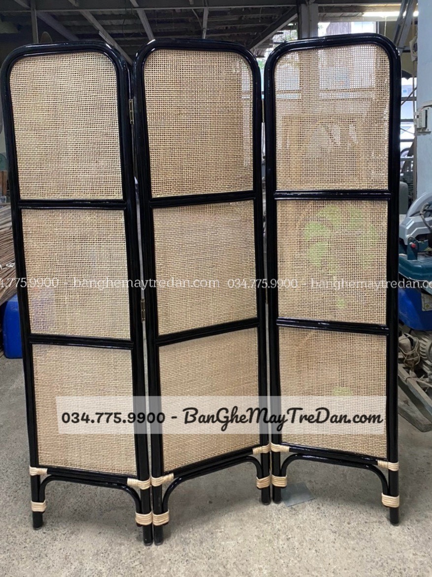 Tấm vách chia không gian bằng mây